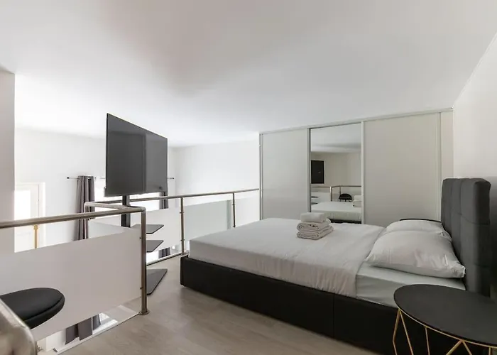 Apartman Hsh Cosy Duplex Kleber Arc De Triomphe